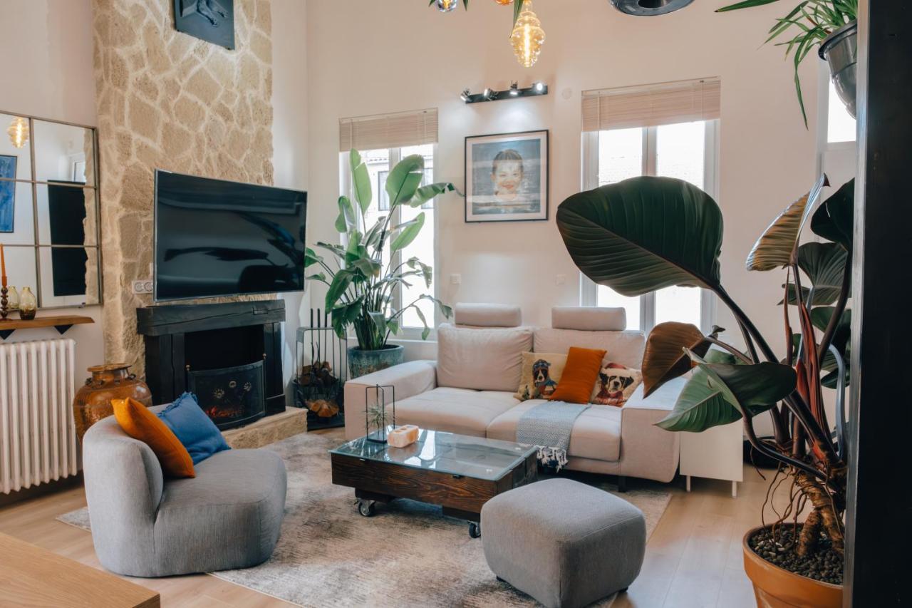 T&T Homestay Begles Bagian luar foto